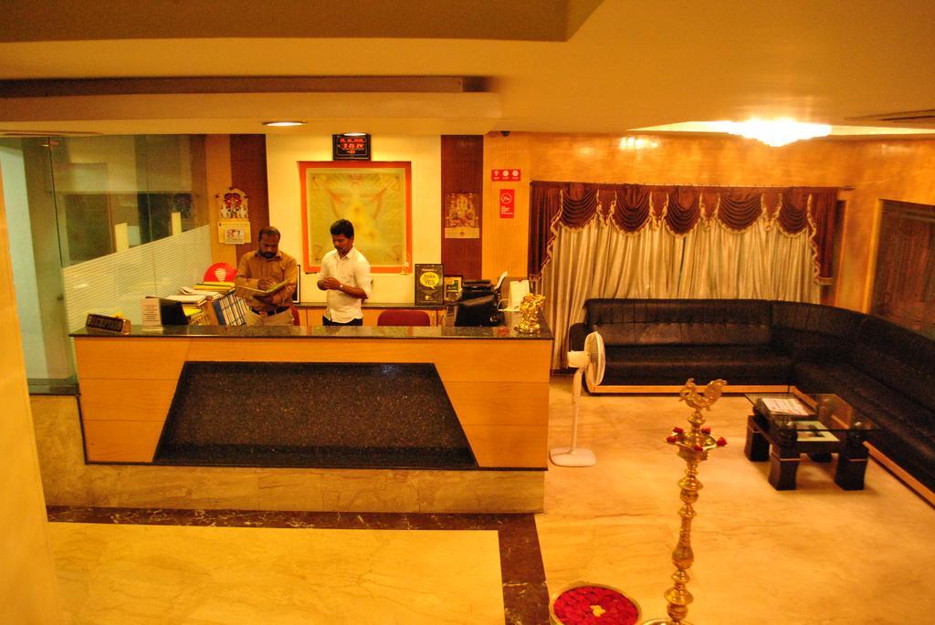 Sonas Inn Trichy Tiruchirappalli Exterior foto